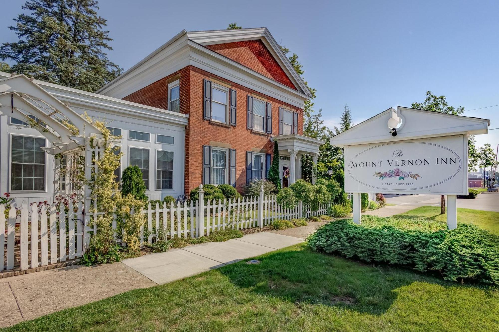 The Mount Vernon Inn Exterior photo